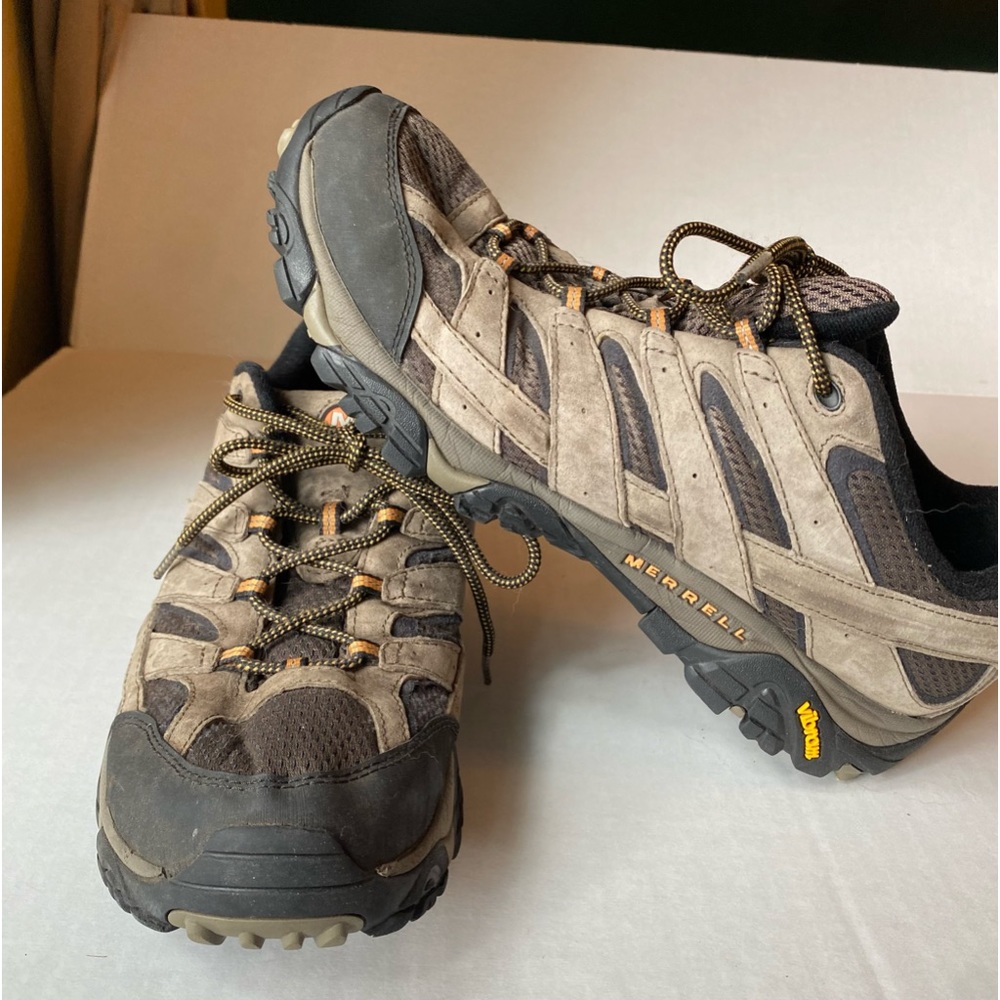 Merrell Hiking Moab 3 brown men’s shoes size 14- excellent condition
